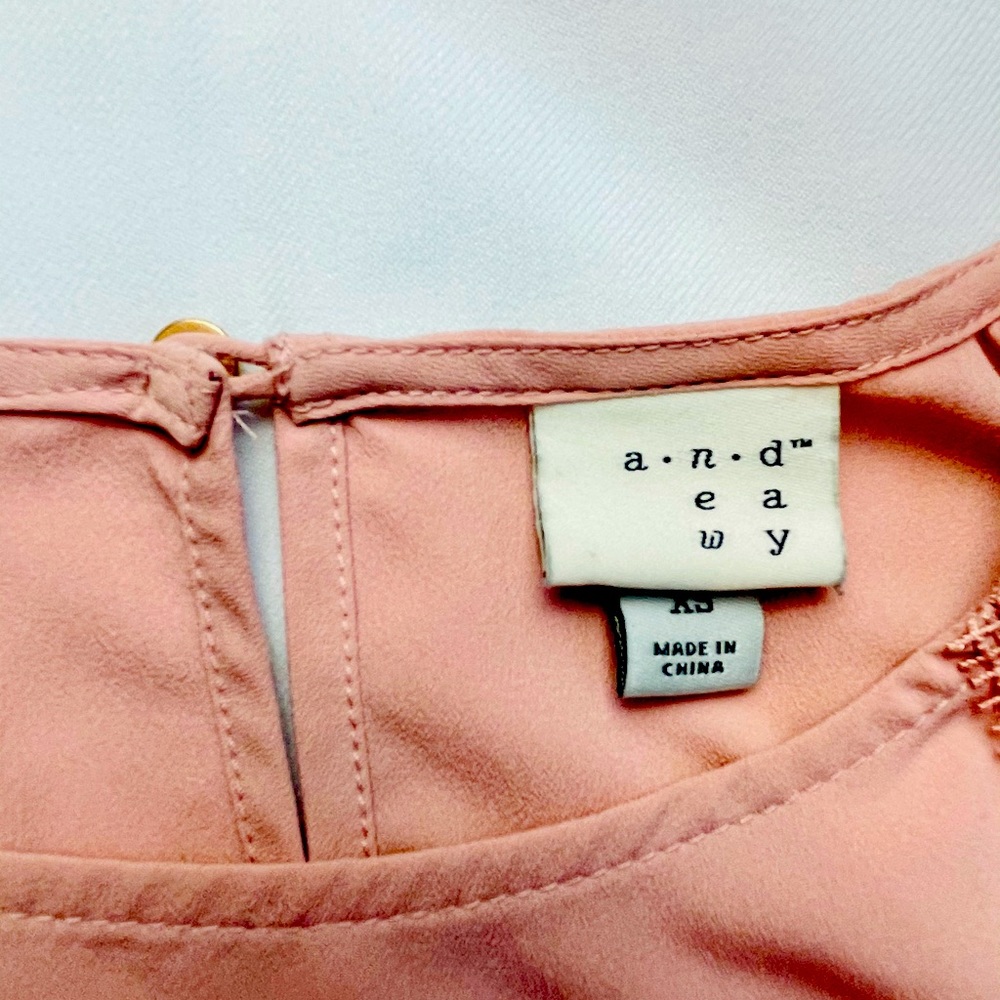 A.N.A - Picture 2 of 3